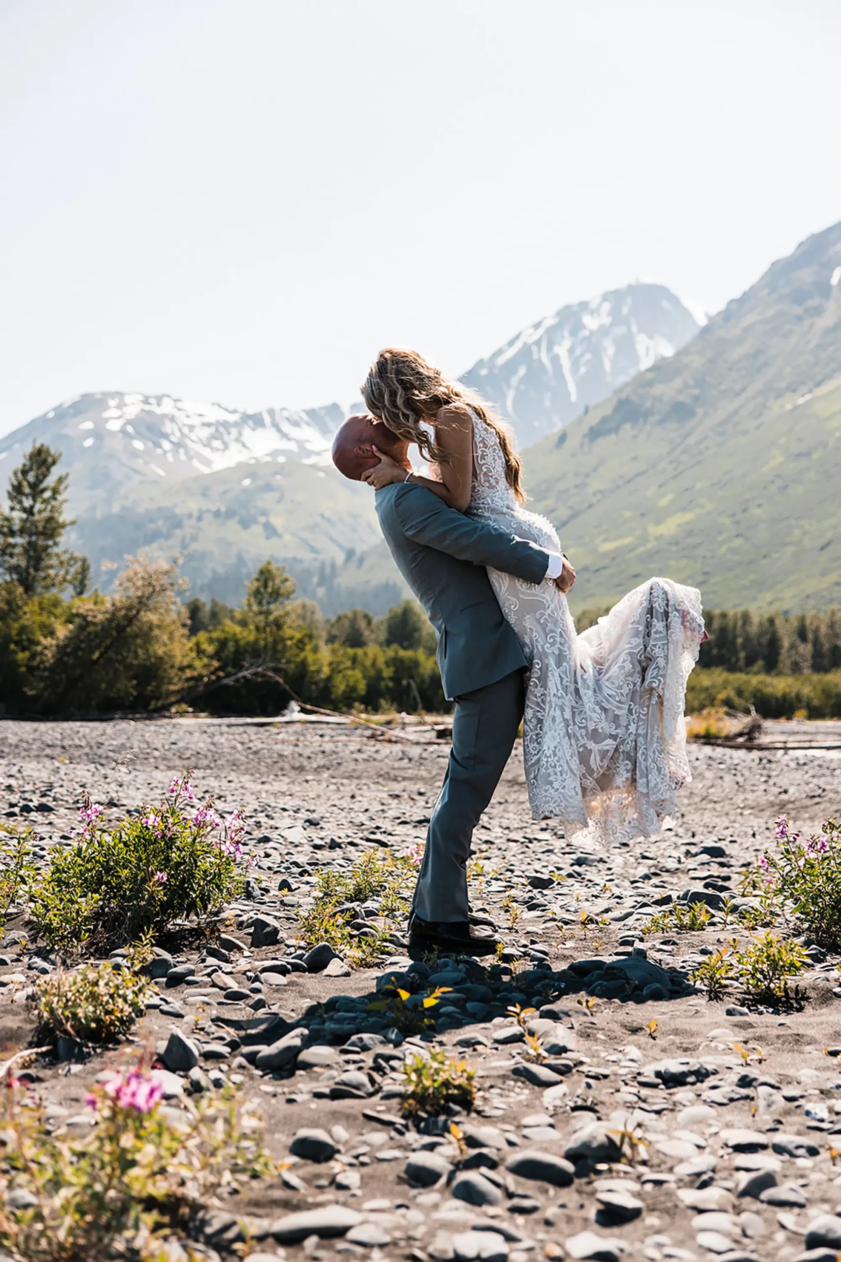 Alaska wedding couple on glacier